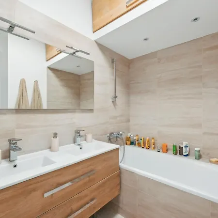 Apartment Coup De Coeur Parisienne Pres Du Parc Monceau By Weekome *